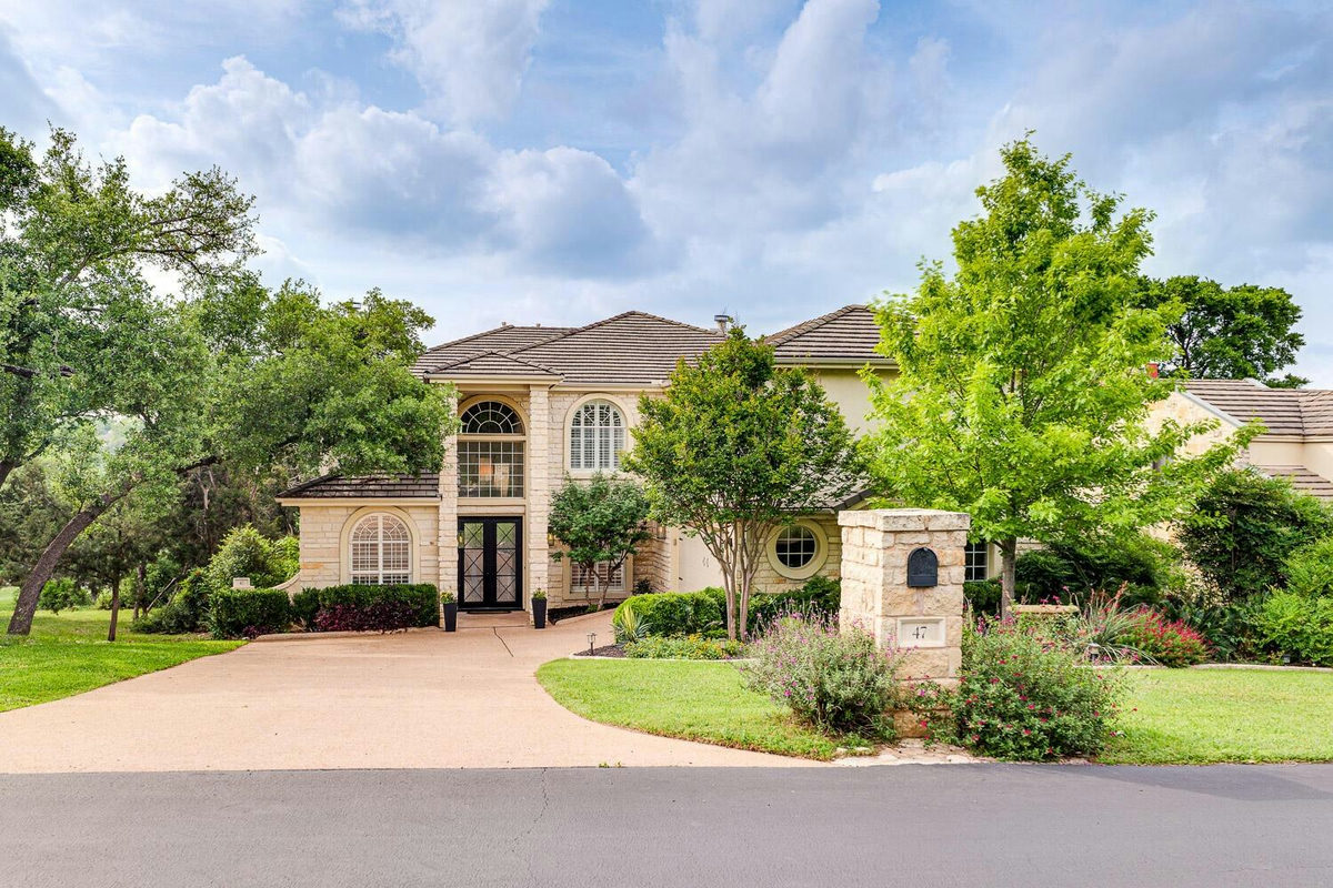 47 WATERFALL Dr — exterior