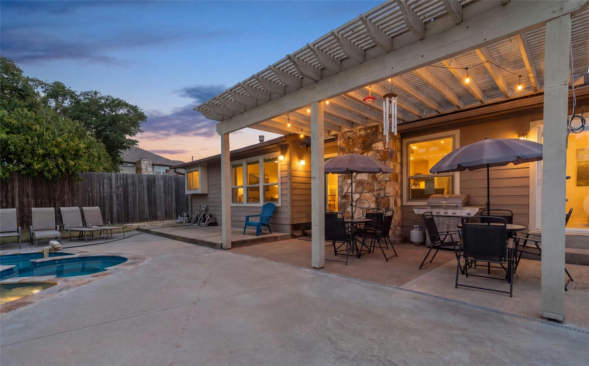 11210 Henge Dr — photo 4