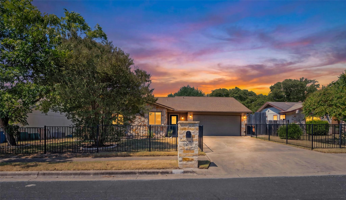 11210 Henge Dr — exterior