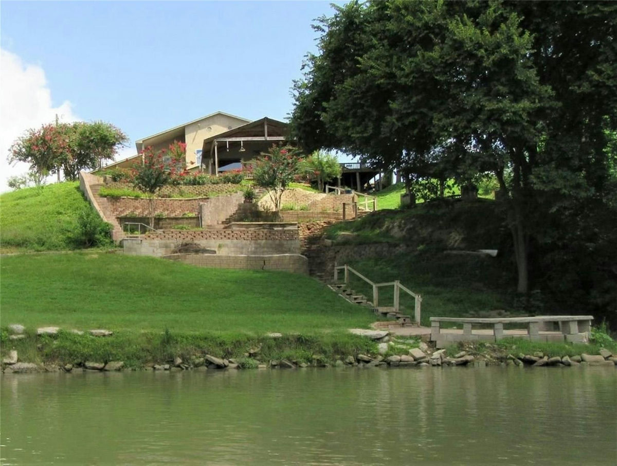 163 El Camino River Rd — photo 2
