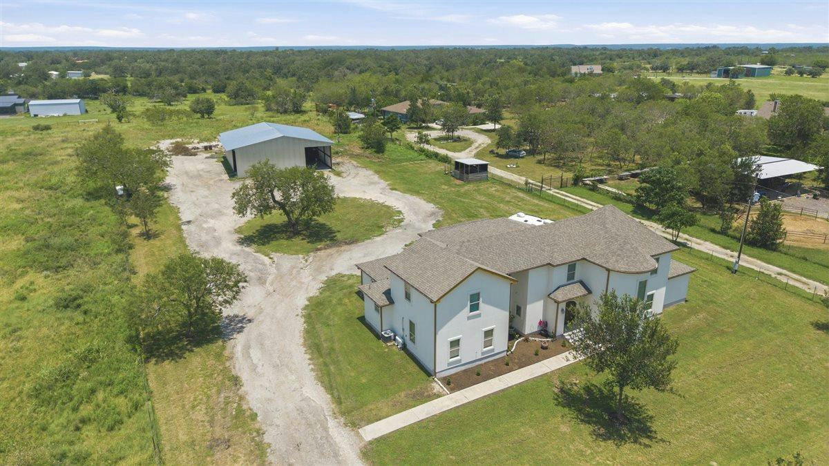 1206 Walter Hoffman Rd — exterior