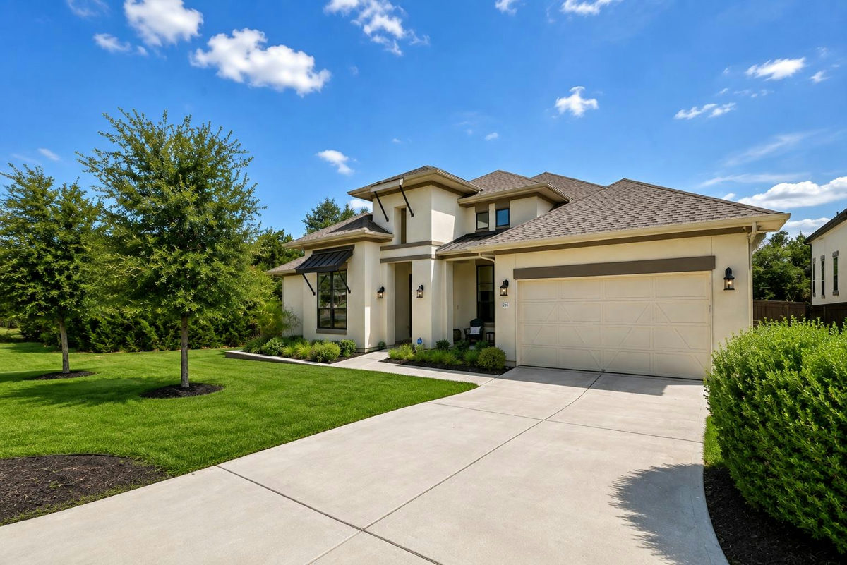 266 Angelina Valley Dr — photo 2