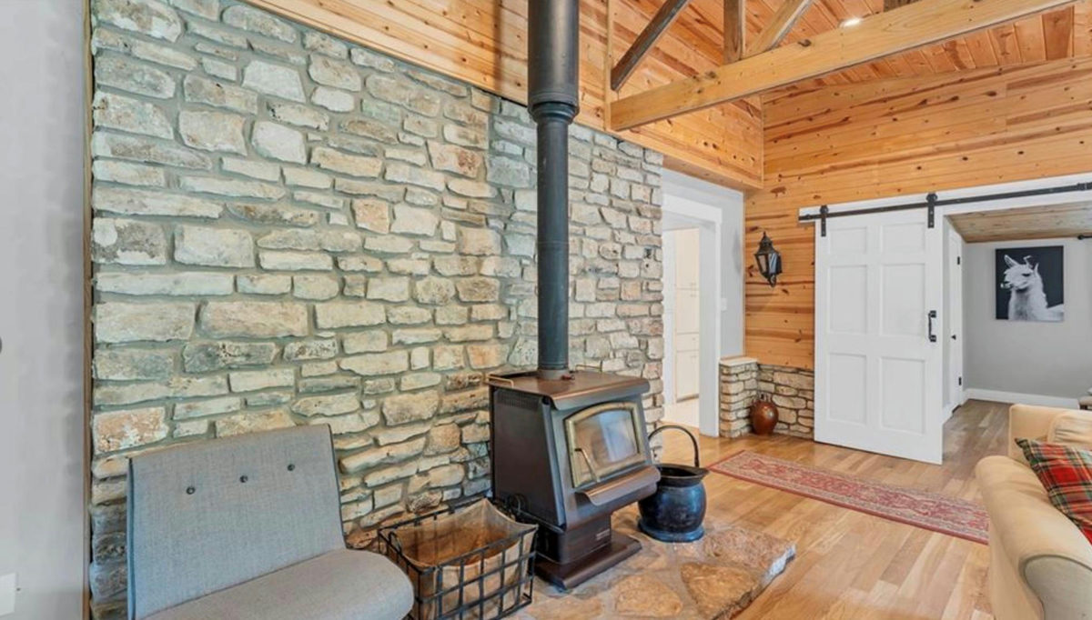 606 Deer Creek Cv — photo 5