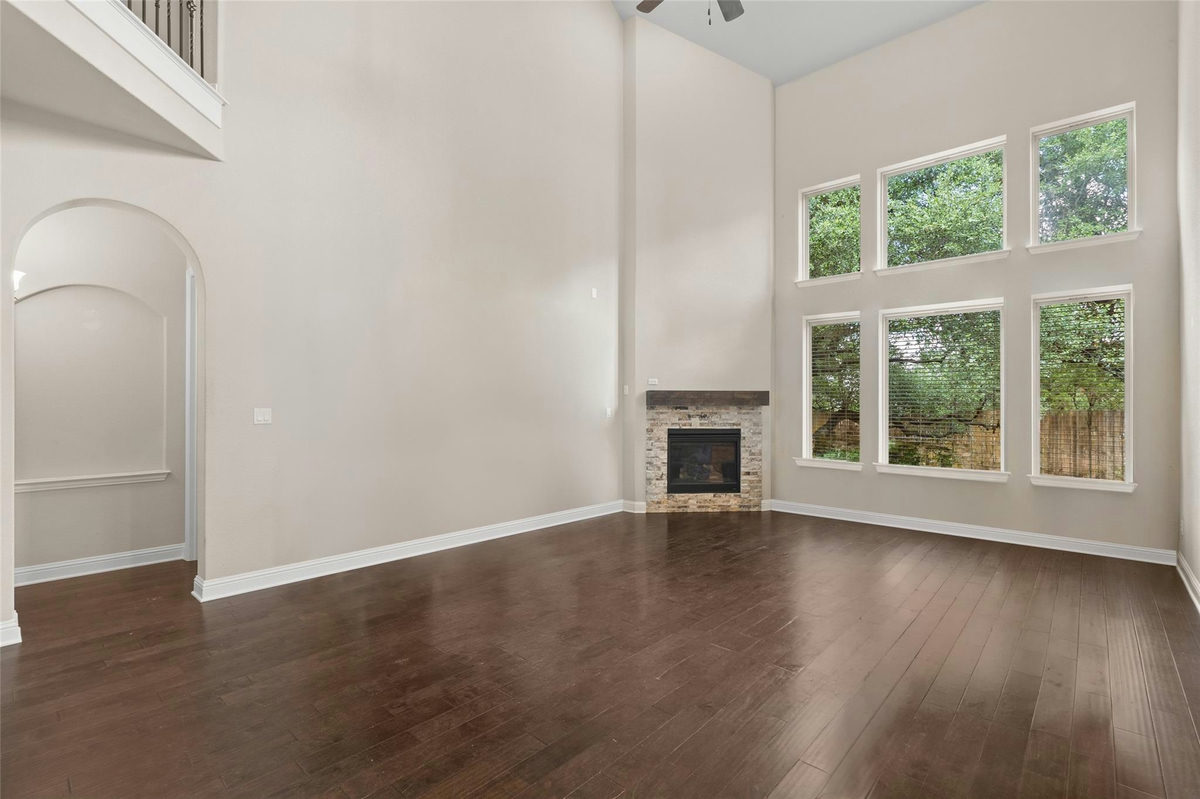 208 Fannin Battleground Ln — photo 2