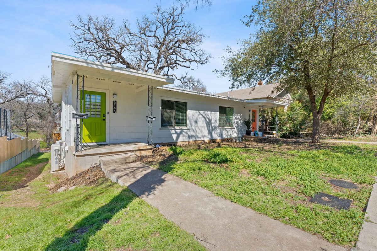 614 Highland Ave — photo 2