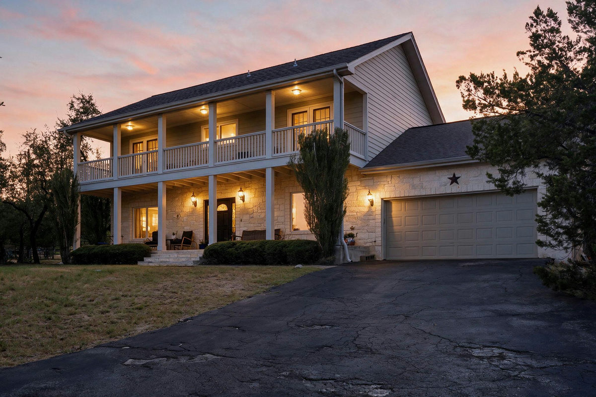 701 Cottonwood Creek Rd — photo 2