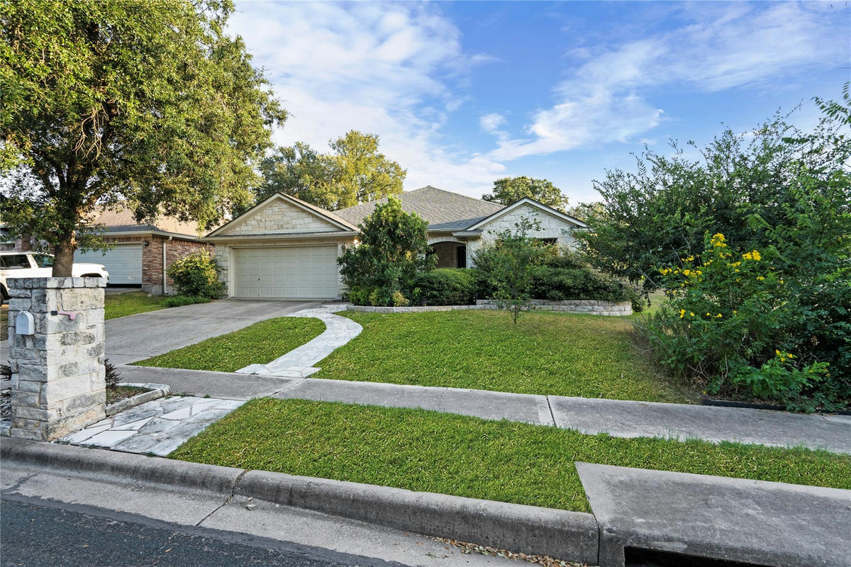 5405 Korth Dr — photo 3