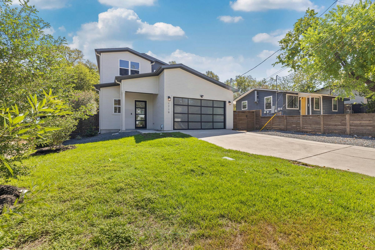 1719 Bunche Rd — exterior