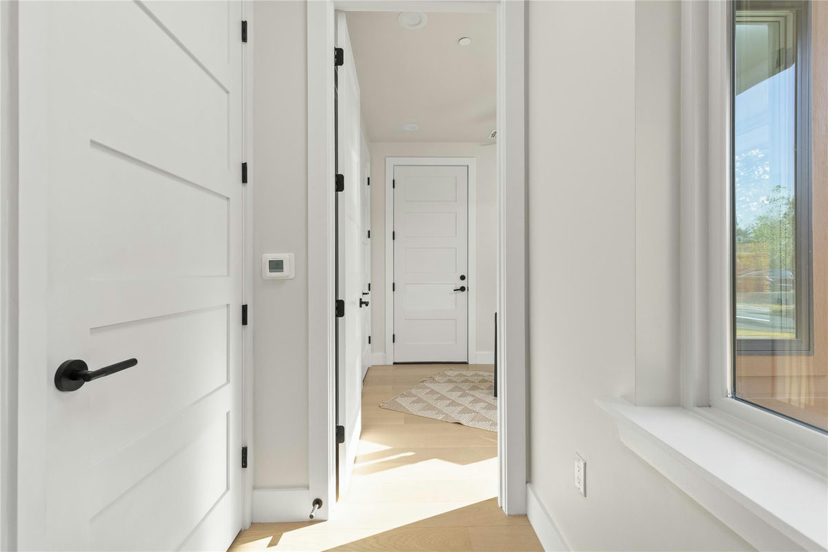 100 W Odell St #1 — photo 5