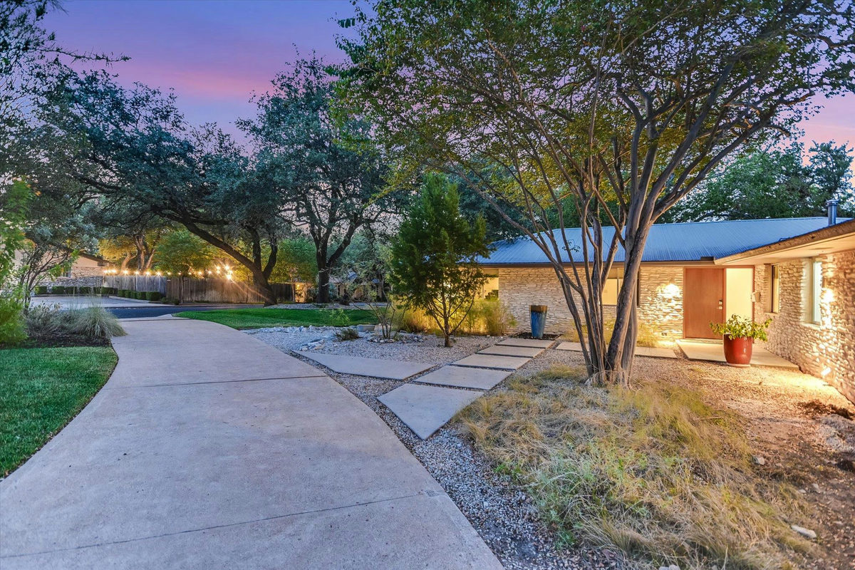 7101 Sungate Dr — photo 3
