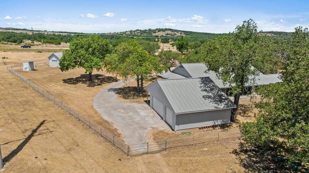 3701 US 290 — photo 5