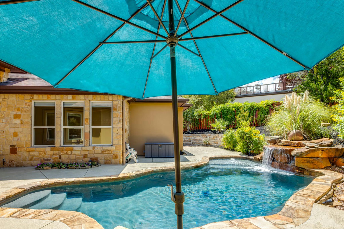 101 Indian Bend Dr — exterior
