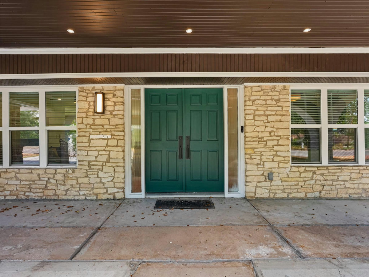3008 Cedarlawn Cir — photo 4