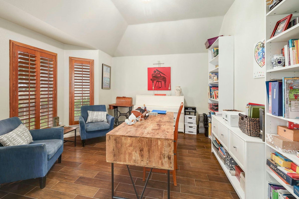 12204 Waterton Parke Cir — photo 3