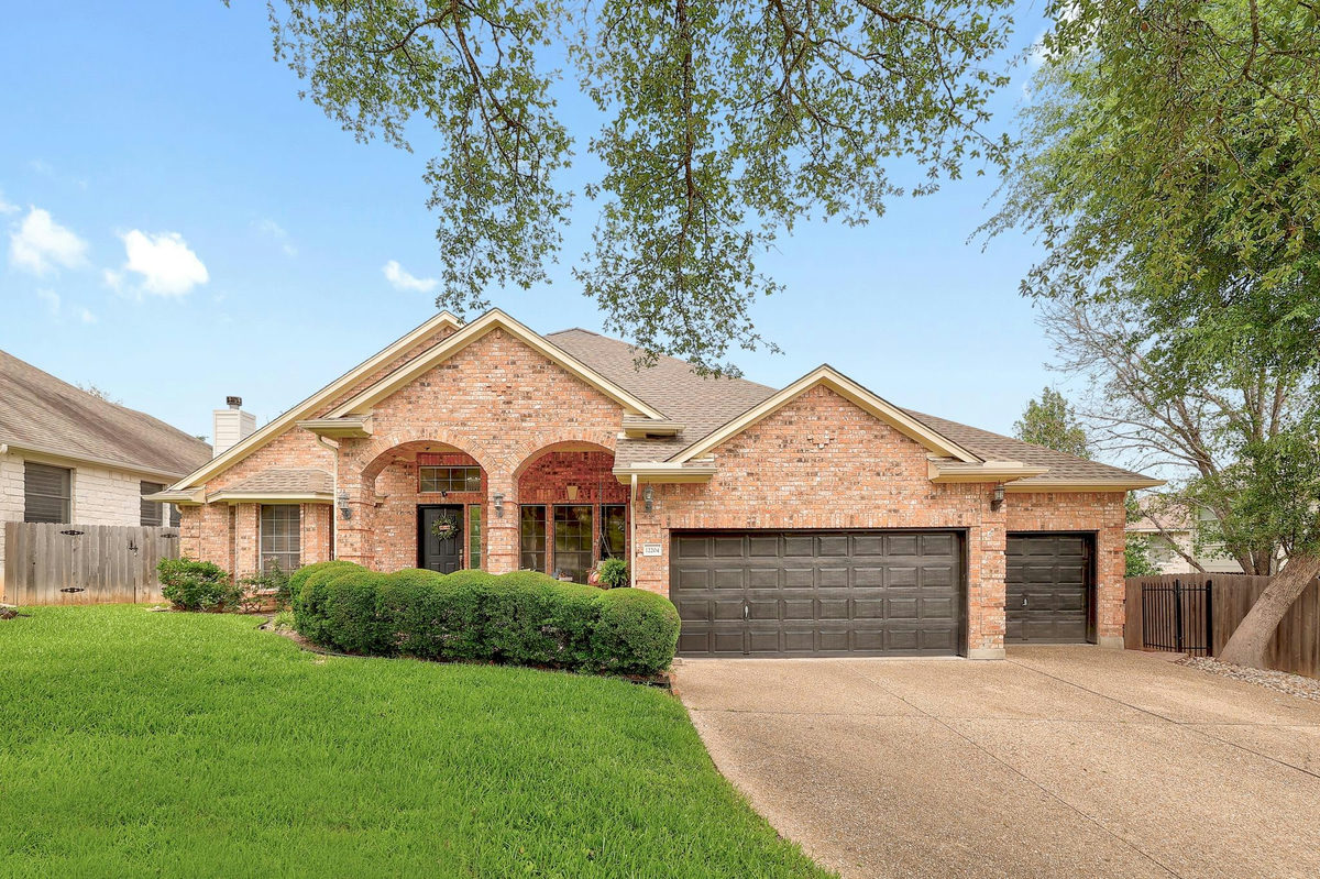 12204 Waterton Parke Cir — exterior