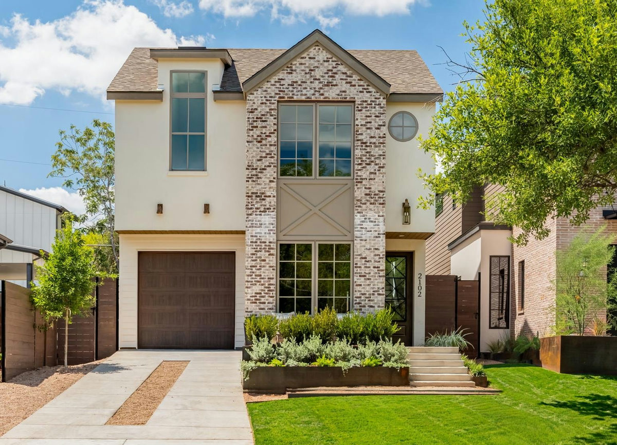 2102 Palo Pinto Dr — exterior