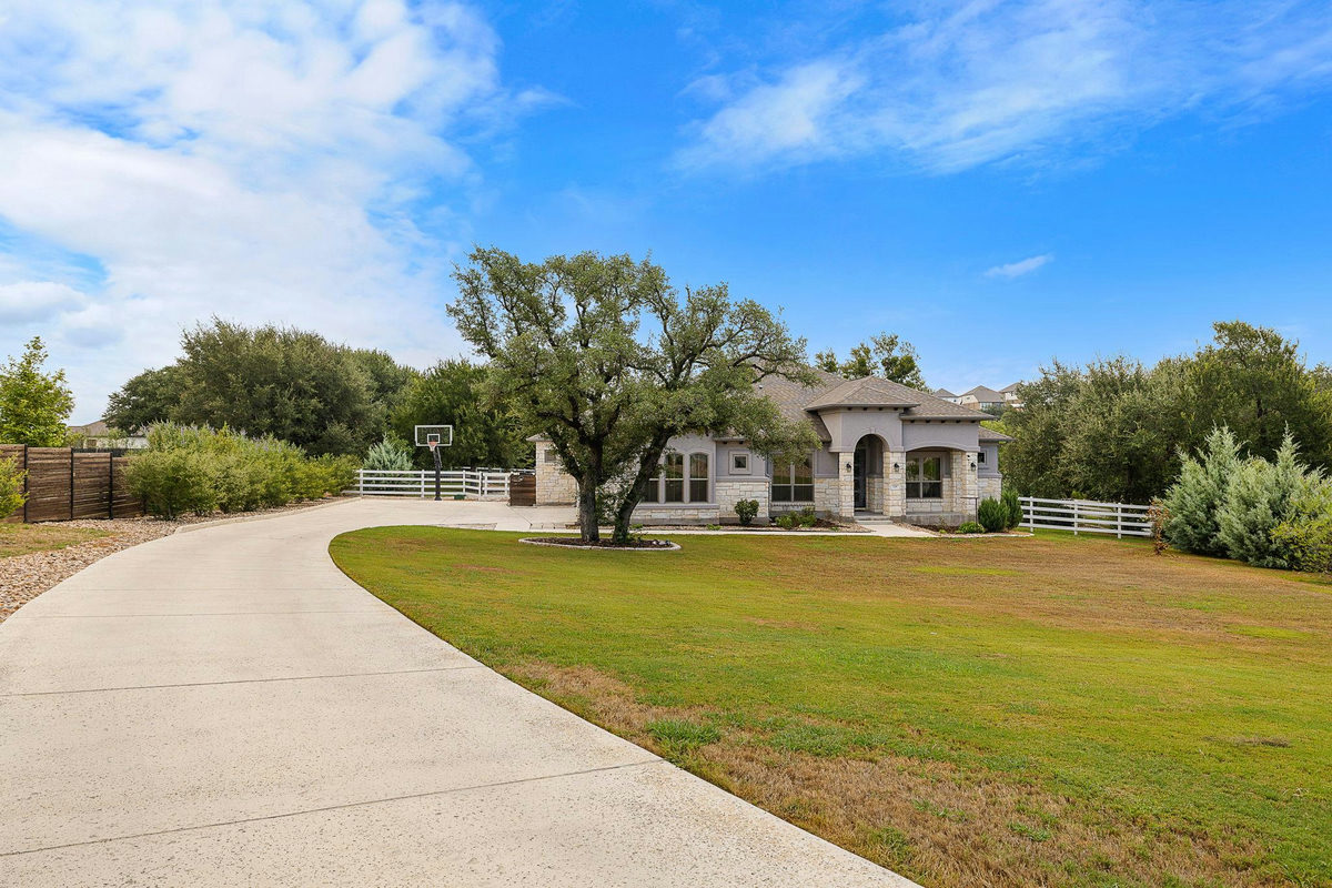 128 Stag Leap Ct — photo 2