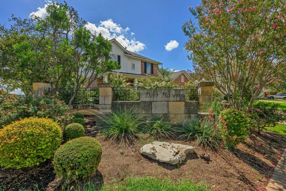 8901 Ovalla Dr — photo 5