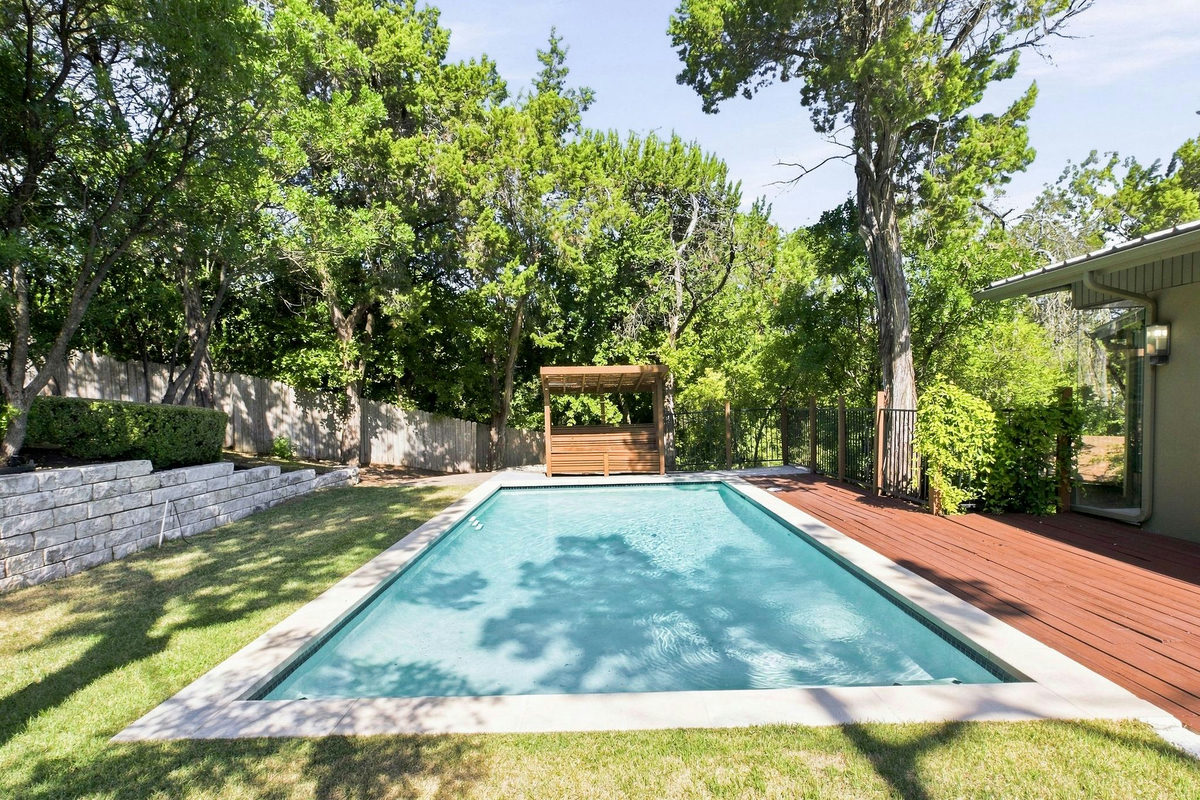 515 YAUPON VALLEY Rd — photo 3