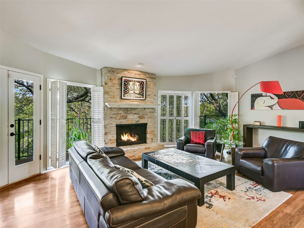 2207 Cypress Pt E — photo 4