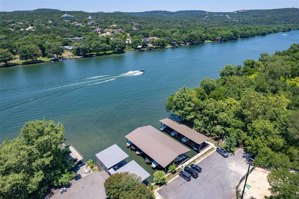 3800 Rivercrest Dr #C18 — photo 5