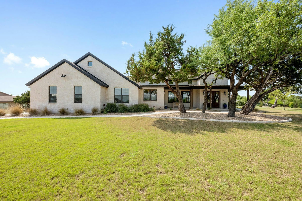 215 SANDY CREEK Cv — exterior