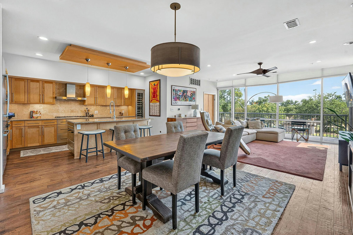 1600 Barton Springs Rd #1201 — exterior