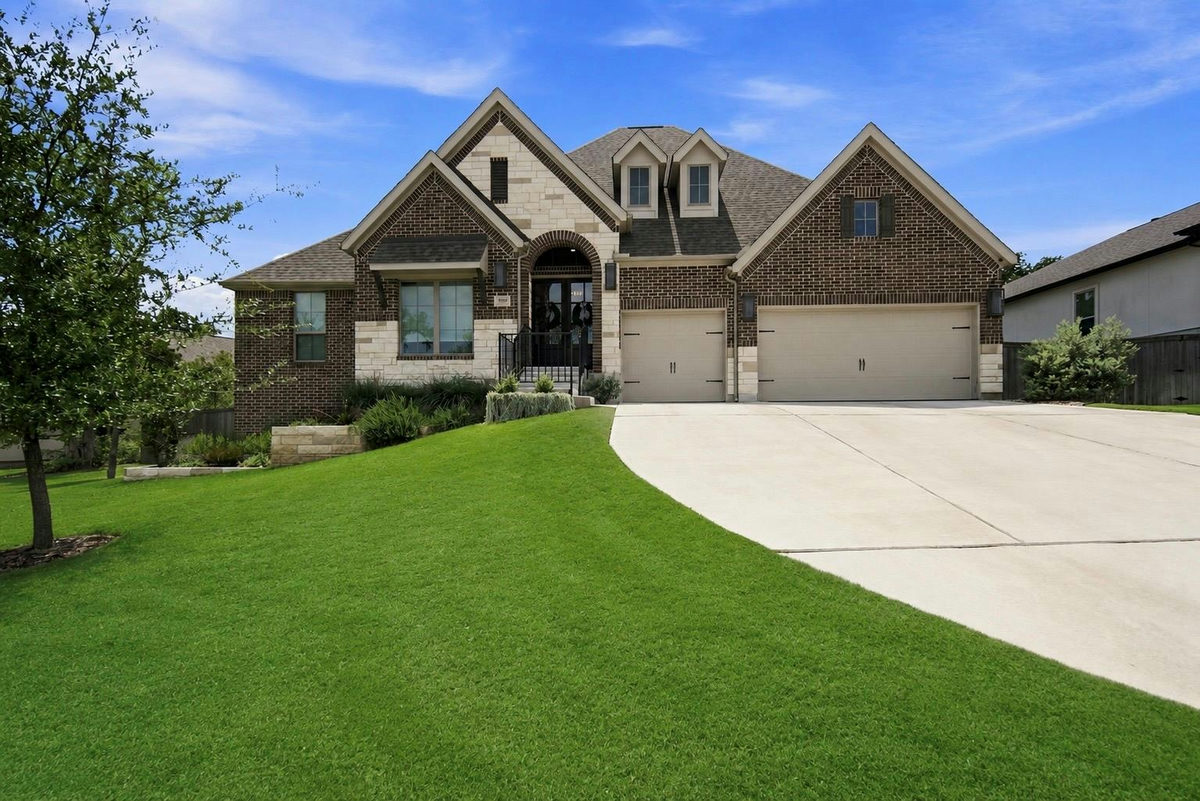 168 Gaston Dr — exterior