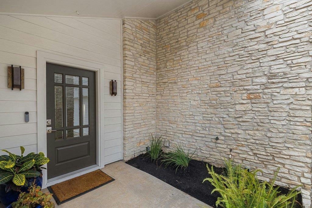 6101 Gun Bow Ct — photo 2