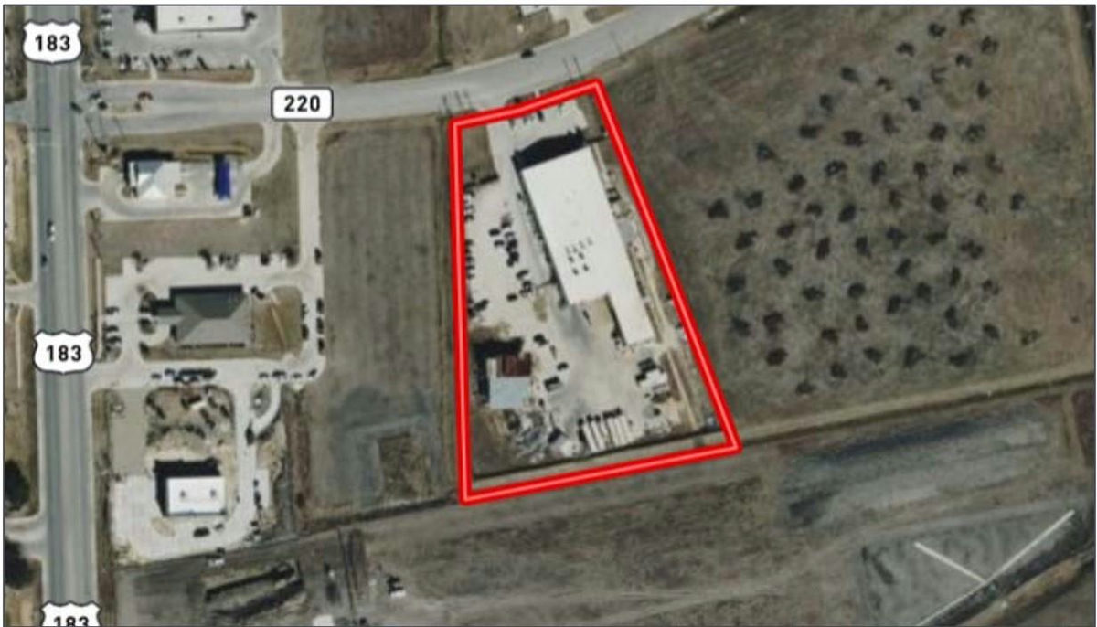 112 E Mlk Jr Industrial Blvd — exterior