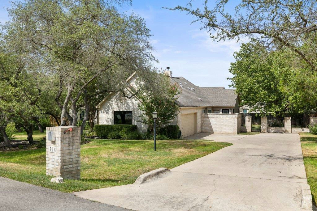 206 Phlox Dr — photo 4