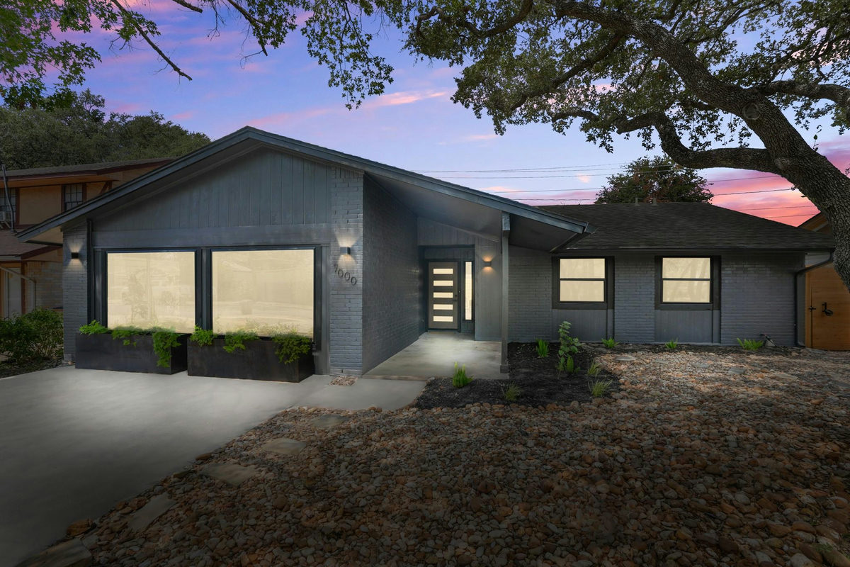 7000 Shadywood Dr — photo 2