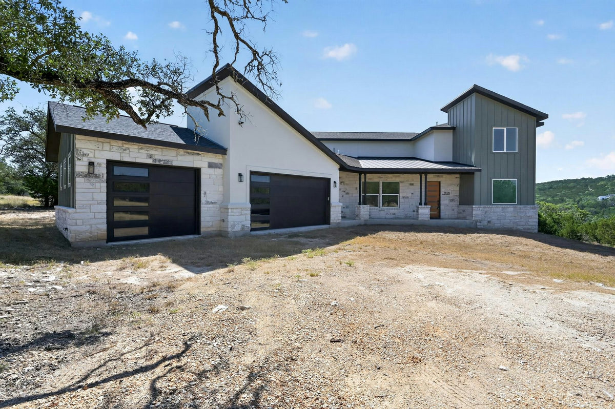 18213 Gregg Bluff Rd — exterior