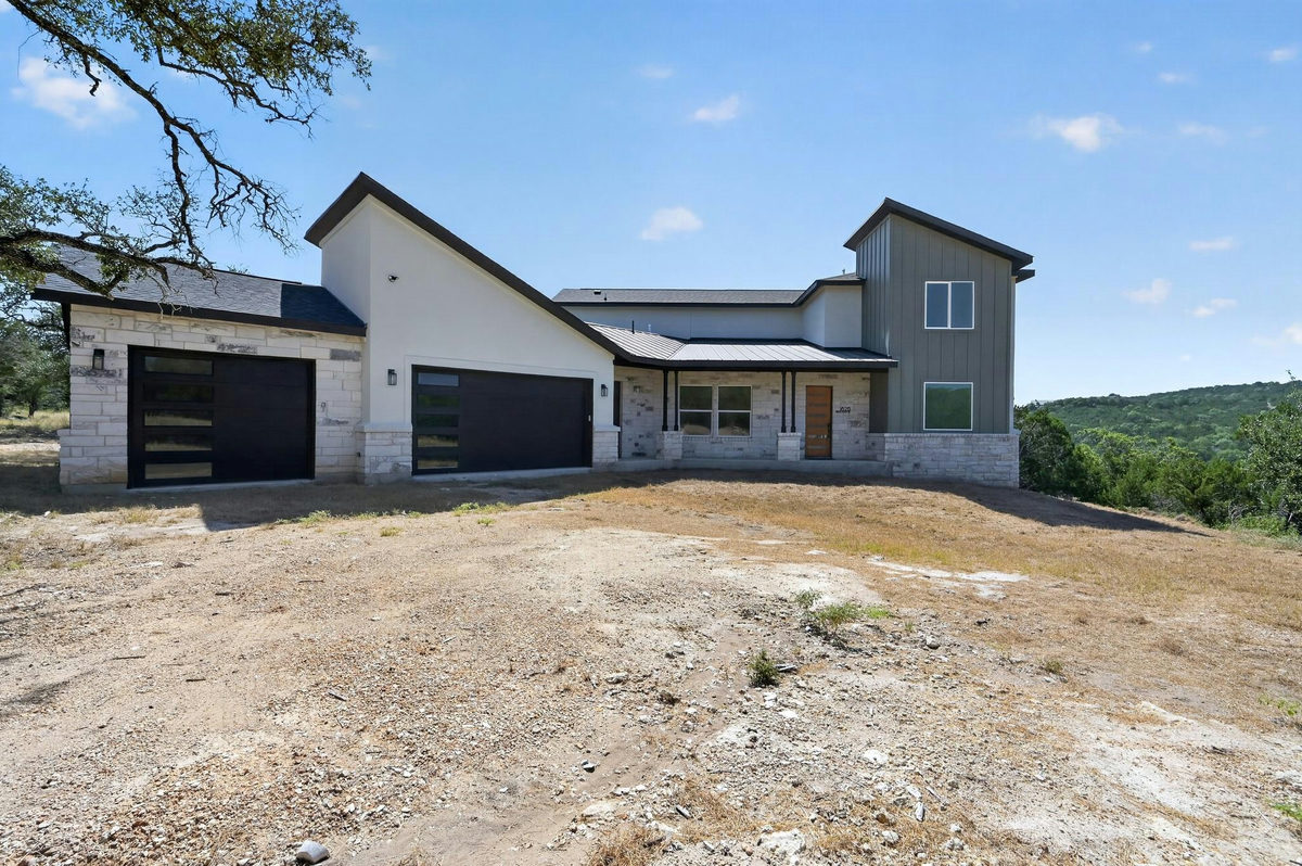 18213 Gregg Bluff Rd — photo 2
