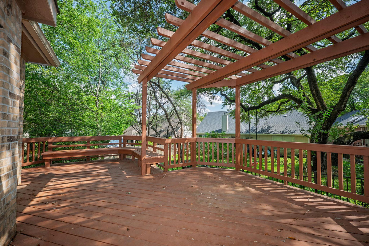 6411 Johanne Ct — photo 4