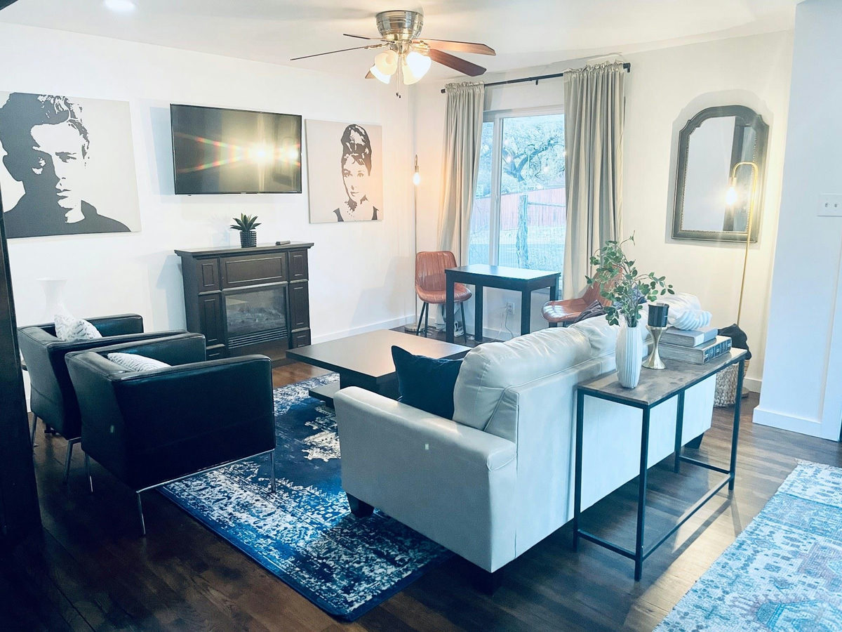 401 W Live Oak St — photo 5