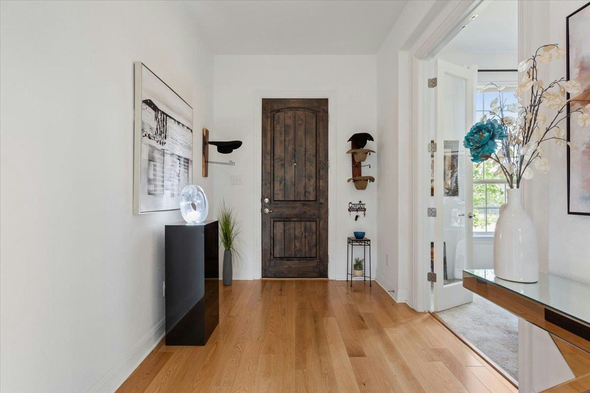 1106 Silent Oaks Dr — photo 4