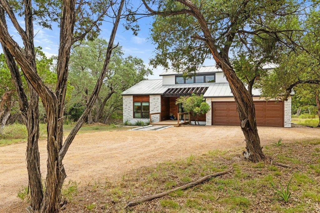 109 Freedom Dr — photo 4