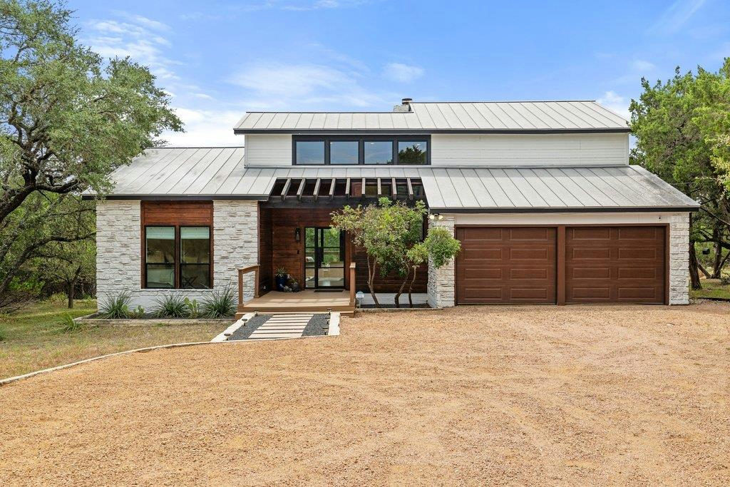 109 Freedom Dr — photo 2