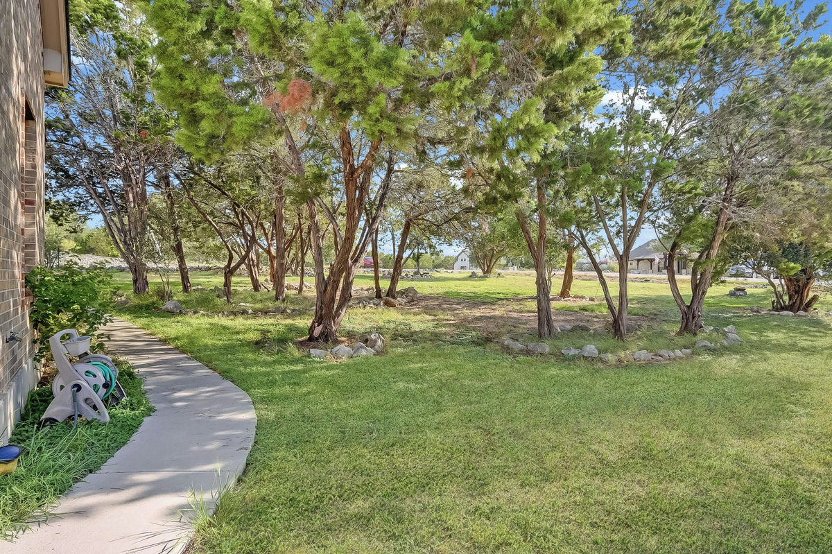 643 Shady Holw — photo 4