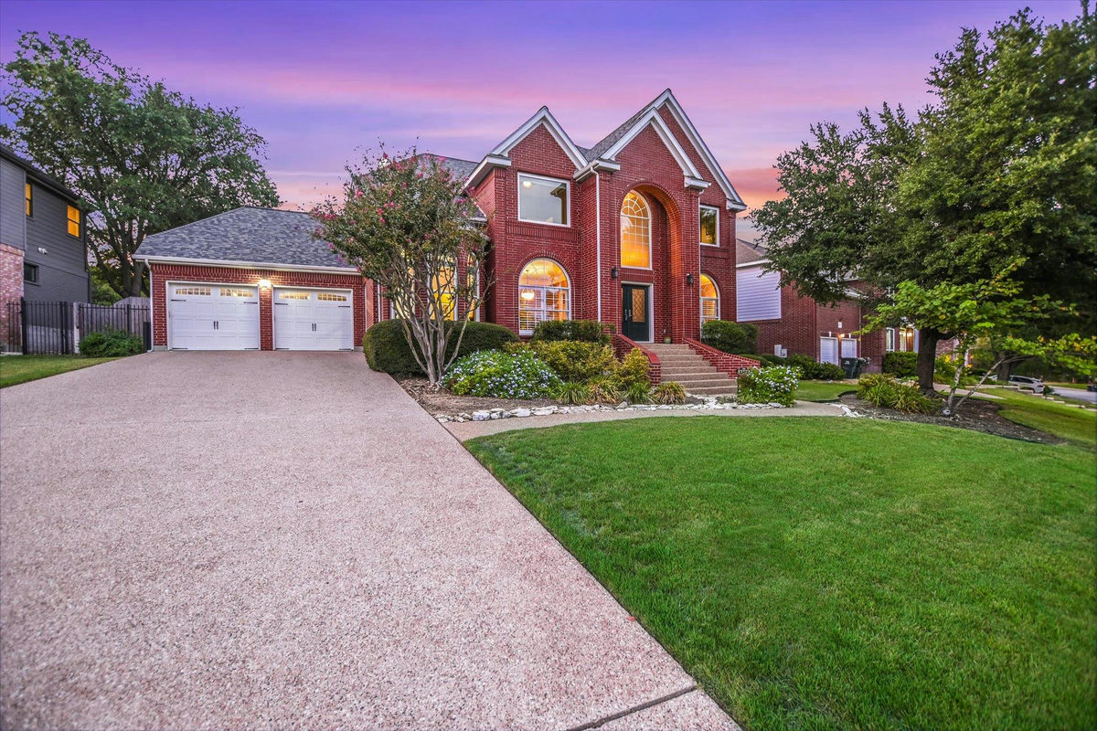 2302 Cliffs Edge Dr — photo 2