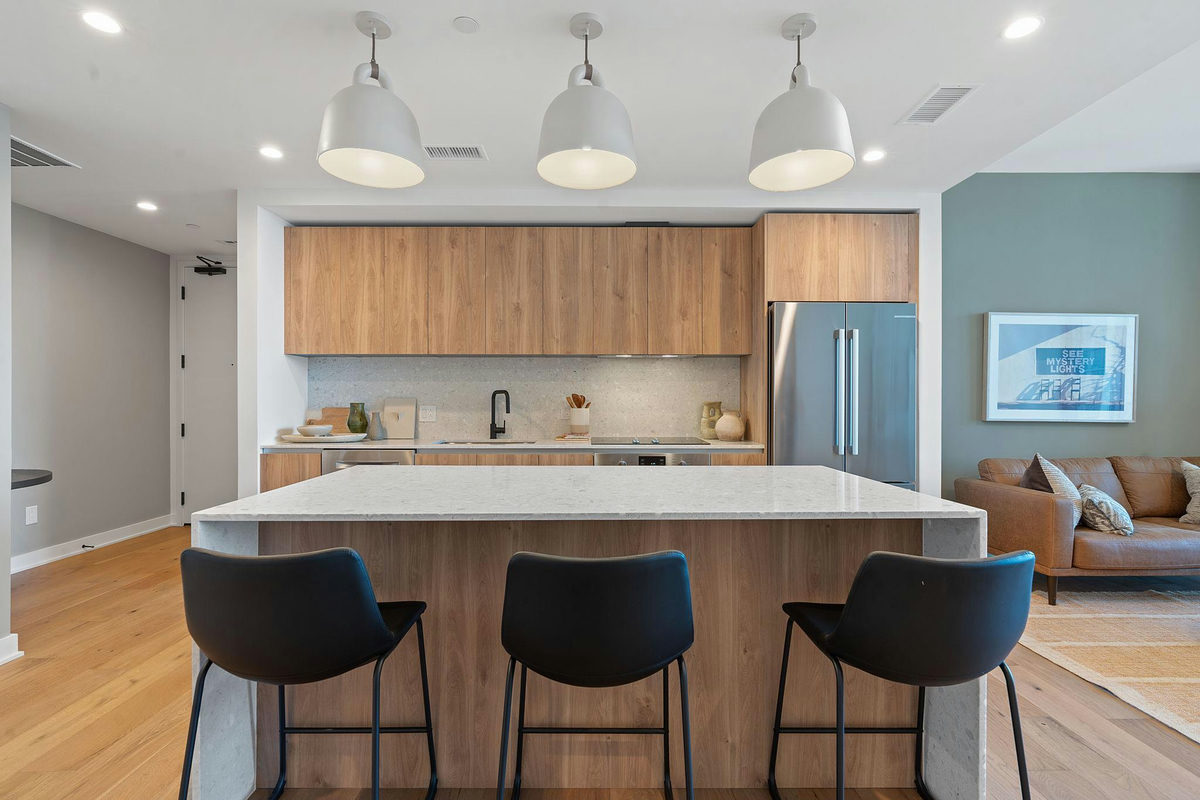 84 East Ave #1810 — photo 3