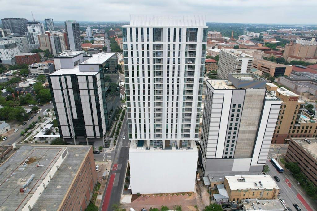 313 W 17th St #2103 — exterior
