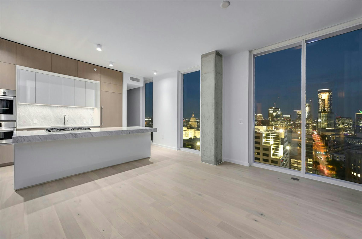 313 W 17th St #2305 — photo 3