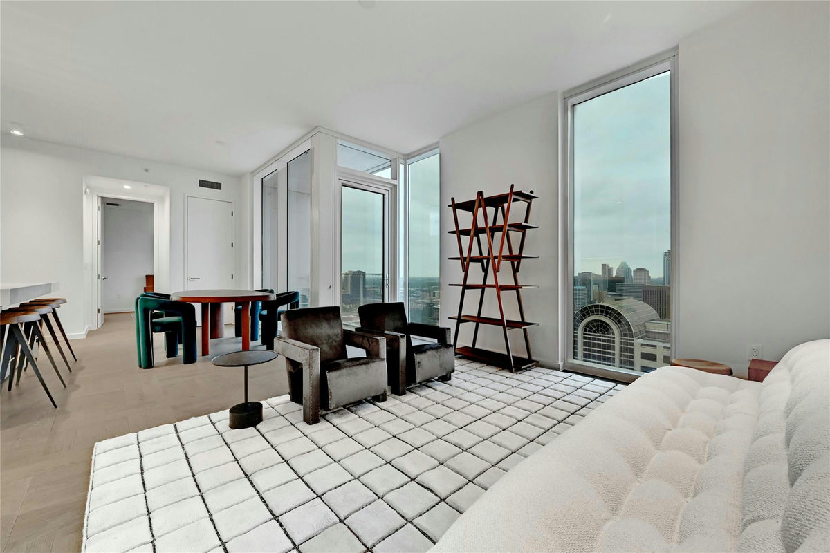 313 W 17th St #2406 — photo 4