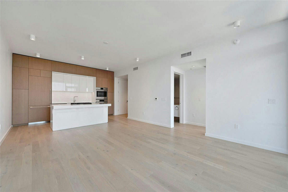 313 W 17th St #2501 — photo 4