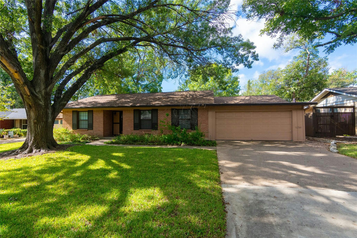 3109 Pinecrest Dr — photo 2