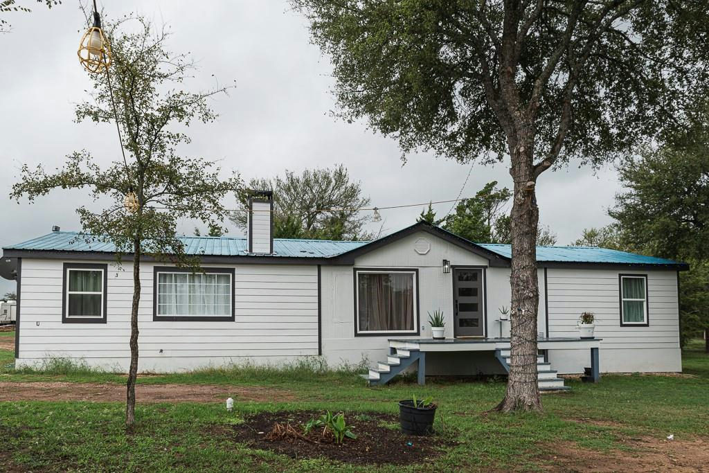 1185 Fm 812 — photo 3