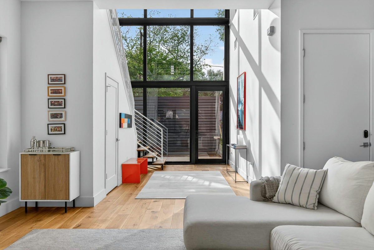 1605 Chelsea Ln #1 — photo 3