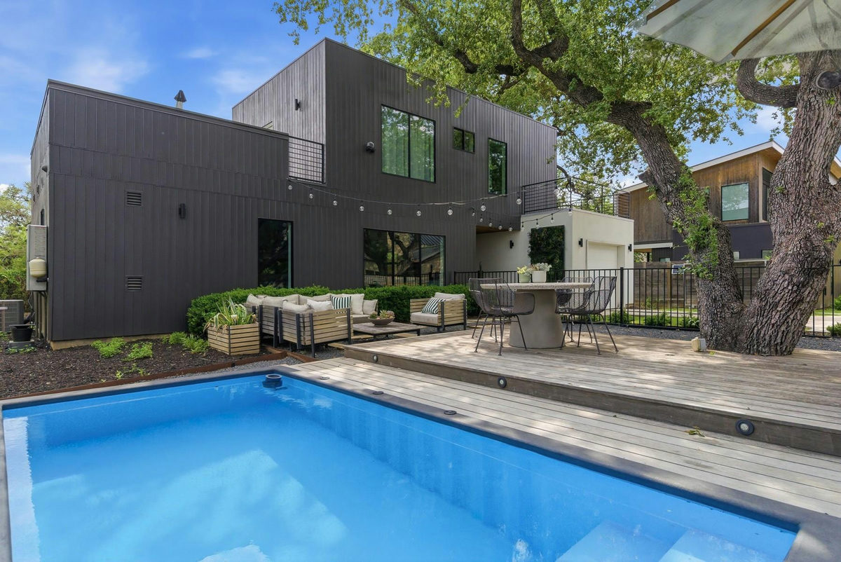 1605 Chelsea Ln — exterior
